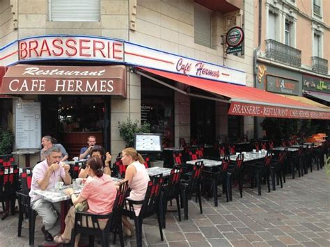 Review of Cafe Hermes, Grenoble, France 